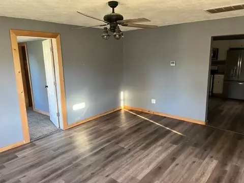 255 E Second St, Marshfield, MO 65706 photo 12