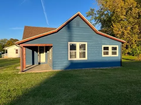 255 E Second St, Marshfield, MO 65706 photo 3