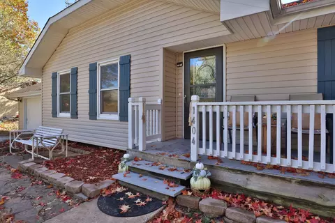 1404 E Sycamore St, Ozark, MO 65721 photo 3