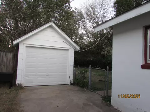 1136 N West Ave, Springfield, MO 65802 photo 3