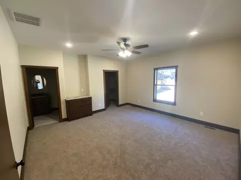 405 E Rosalie St, Strafford, MO 65757 photo 9