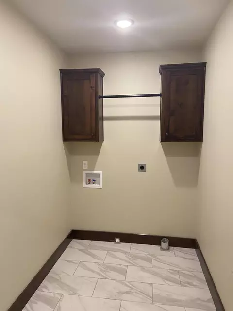 405 E Rosalie St, Strafford, MO 65757 photo 8
