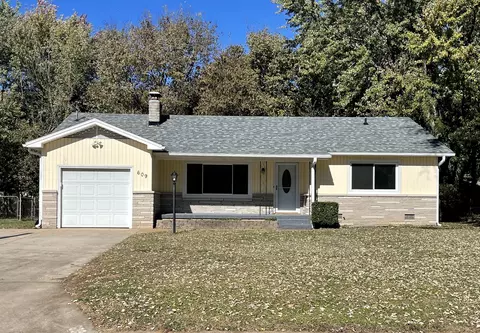 609 W Stanford St, Springfield, MO 65807