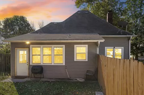 1025 W Madison St, Springfield, MO 65806 photo 3