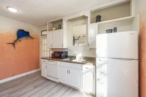1025 W Madison St, Springfield, MO 65806 photo 9