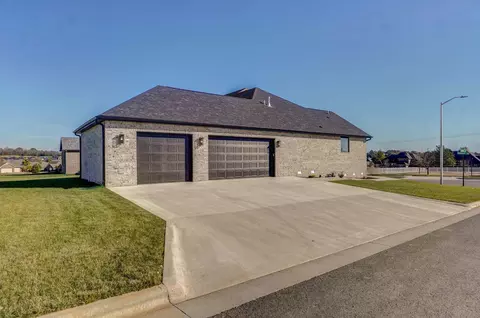 4413 E Kenwood Dr, Springfield, MO 65802 photo 44