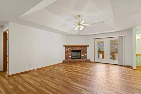 3119 S Newton Ave, Springfield, MO 65807 photo 2