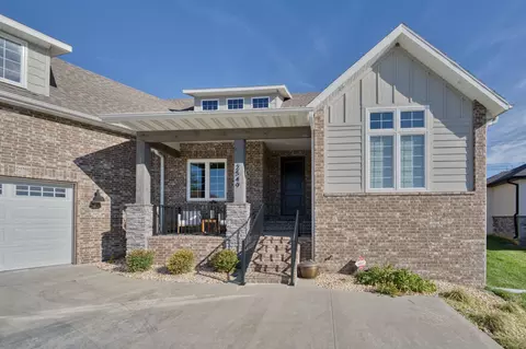 2549 E Olde Ivy St, Springfield, MO 65804 photo 2