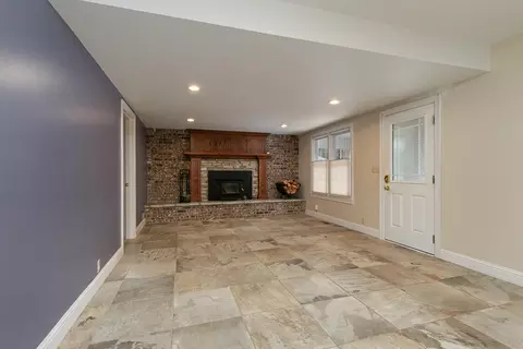 417 W County St, Monett, MO 65708 photo 15