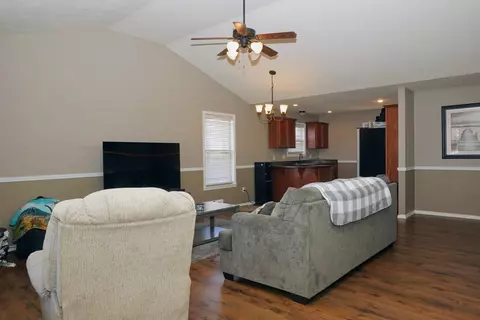 1202 W Canton Ct, Ozark, MO 65721 photo 9