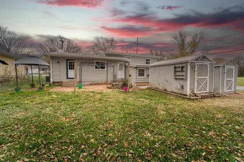 557 S Prince Ln, Springfield, MO 65802 photo 4