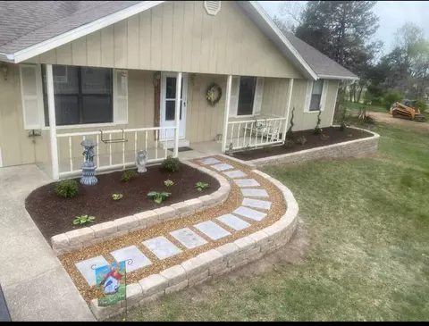 Exterior - 310 Heritage Estates Rd, Branson, MO 65616 photo 2 of 9