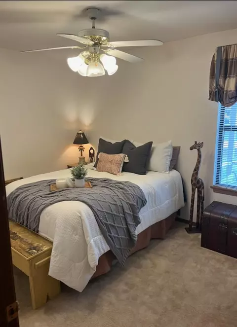 Bedroom - 310 Heritage Estates Rd, Branson, MO 65616 photo 1 of 11