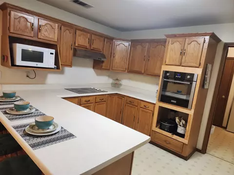 Kitchen - 310 Heritage Estates Rd, Branson, MO 65616 photo 3 of 5