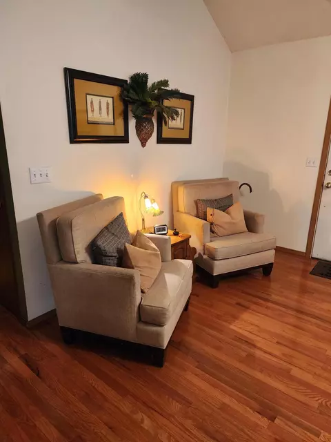 Living - 310 Heritage Estates Rd, Branson, MO 65616 photo 2 of 11