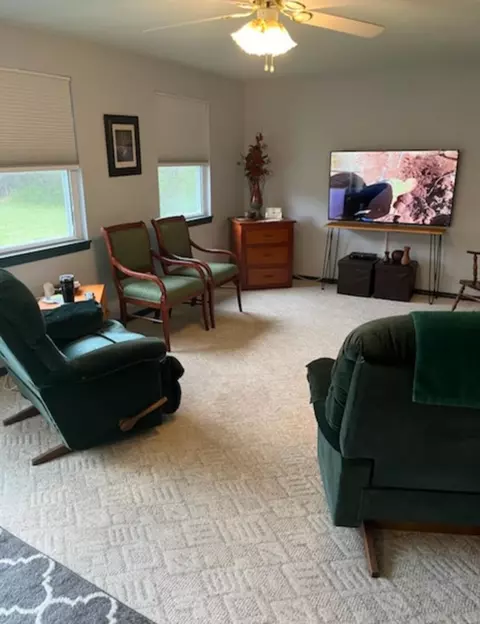 Living - 310 Heritage Estates Rd, Branson, MO 65616 photo 9 of 11