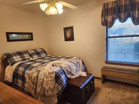Bedroom - 310 Heritage Estates Rd, Branson, MO 65616 photo 10 of 11