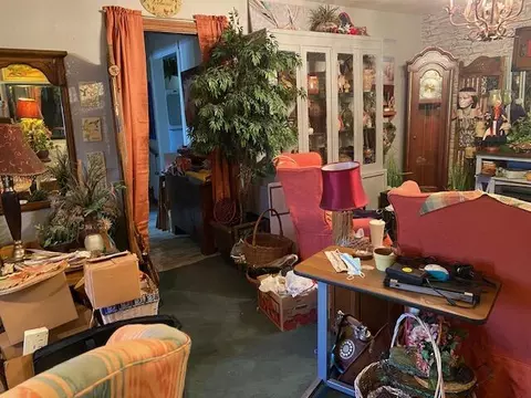 820 S Locust St, Marshfield, MO 65706 photo 8