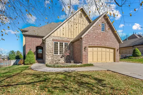 839 E Grafton Dr, Nixa, MO 65714 photo 2