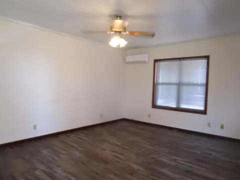 606 N Maple St, Mountain View, MO 65548 photo 6