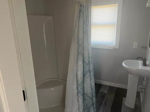 100 W Maple St, Mansfield, MO 65704 photo 8
