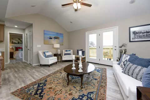 4328 N Shirley Ave, Springfield, MO 65803 photo 2