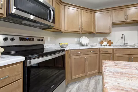 4328 N Shirley Ave, Springfield, MO 65803 photo 9