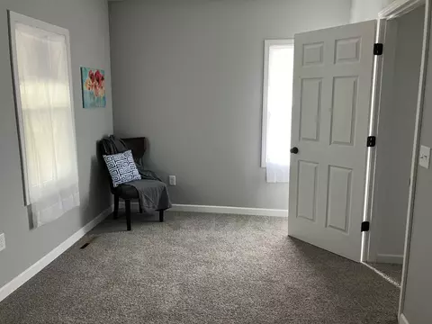 1228 S Pennsylvania Ave, Springfield, MO 65807 photo 8