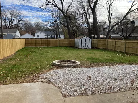 1228 S Pennsylvania Ave, Springfield, MO 65807 photo 11