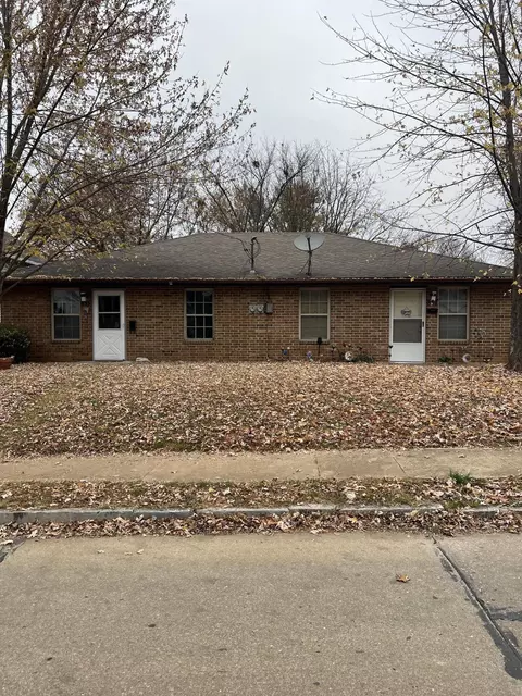 831-833 W Madison St, Springfield, MO 65806