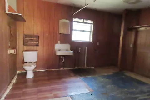 284 S Rose Ave, Chadwick, MO 65629 photo 3