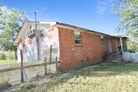 284 S Rose Ave, Chadwick, MO 65629 photo 6