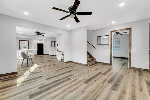 1411 E Stanford St, Springfield, MO 65804 photo 7