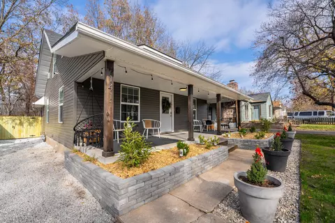 1411 E Stanford St, Springfield, MO 65804 photo 3