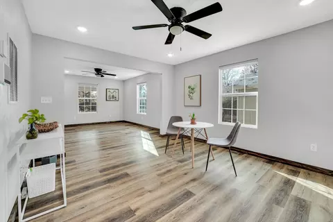 1411 E Stanford St, Springfield, MO 65804 photo 9