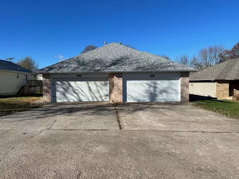 3375 S Leawood Ave #A & B, Springfield, MO 65807 photo 2