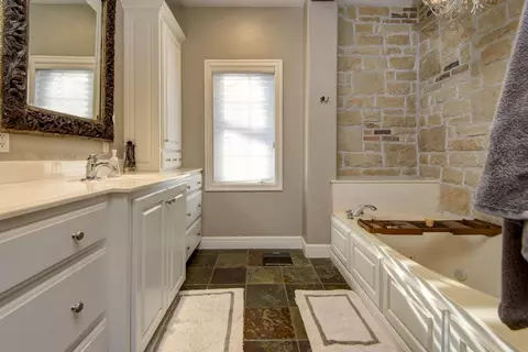 4350 E Misty Woods St, Springfield, MO 65809 photo 23