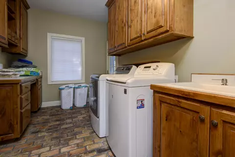 4350 E Misty Woods St, Springfield, MO 65809 photo 19