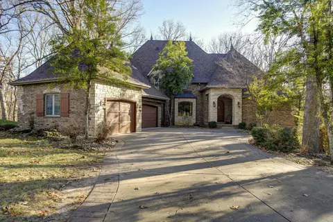 4350 E Misty Woods St, Springfield, MO 65809 photo 2