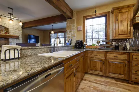 4350 E Misty Woods St, Springfield, MO 65809 photo 15
