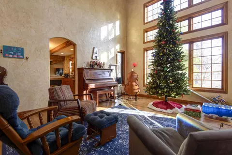 4350 E Misty Woods St, Springfield, MO 65809 photo 9