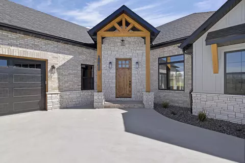1848 E Cobblestone Dr, Ozark, MO 65721 photo 4