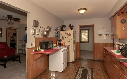 1410 N 4th St, Monett, MO 65708 photo 9