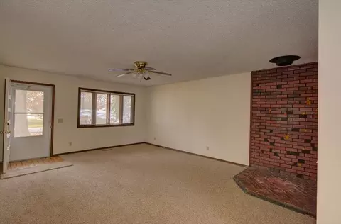 213 South St, Willard, MO 65781 photo 2