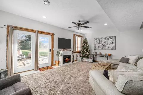 906 E Shoreline, Ozark, MO 65721 photo 29