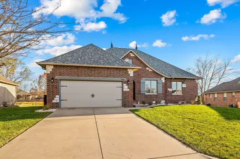 906 E Shoreline, Ozark, MO 65721 photo 2