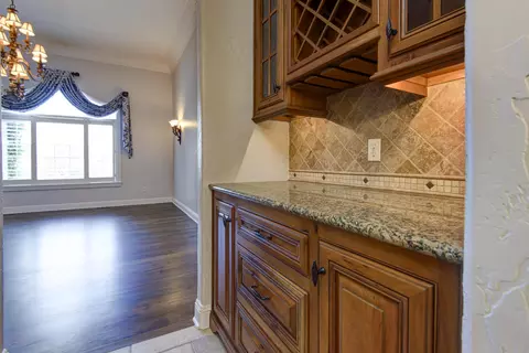 764 S Mulberry Ln, Springfield, MO 65809 photo 9