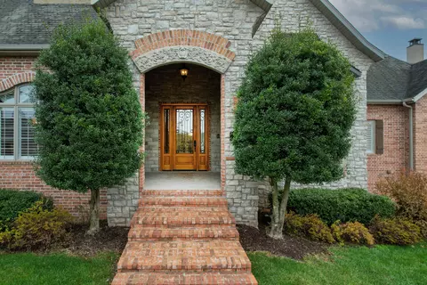 764 S Mulberry Ln, Springfield, MO 65809 photo 3