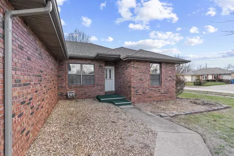 3207 S Westwood Ave, Springfield, MO 65807 photo 4
