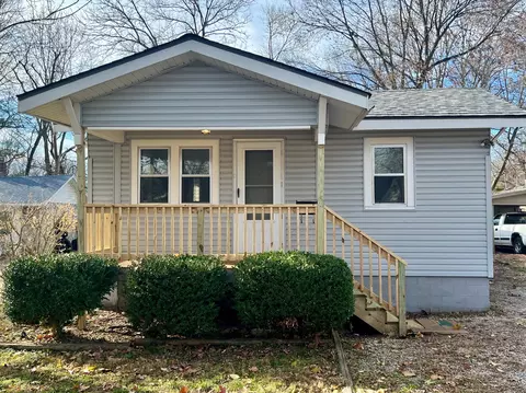 1083 S Ferguson Ave, Springfield, MO 65807